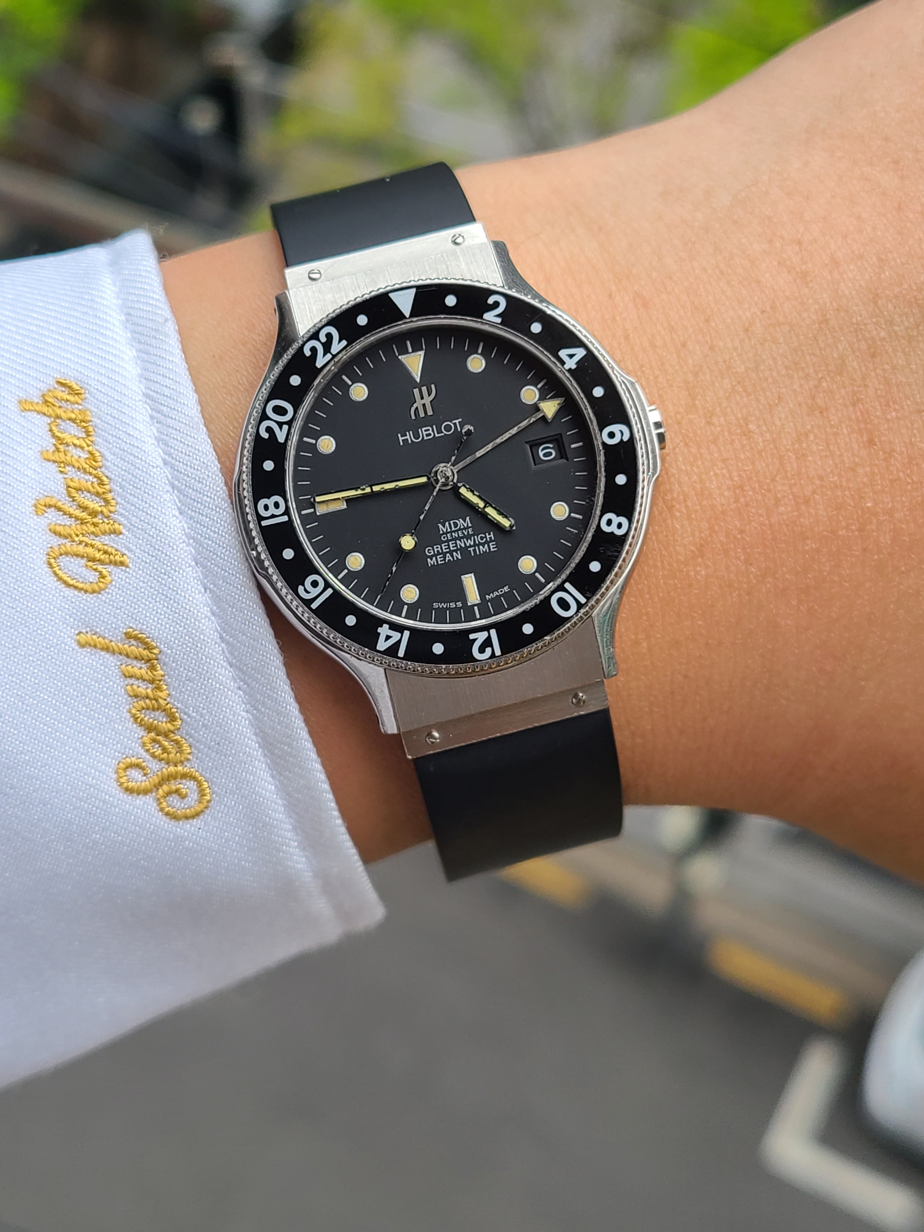 Hublot MDM Black GMT 위블로 블랙 MDM 클래식 GMT 마스터