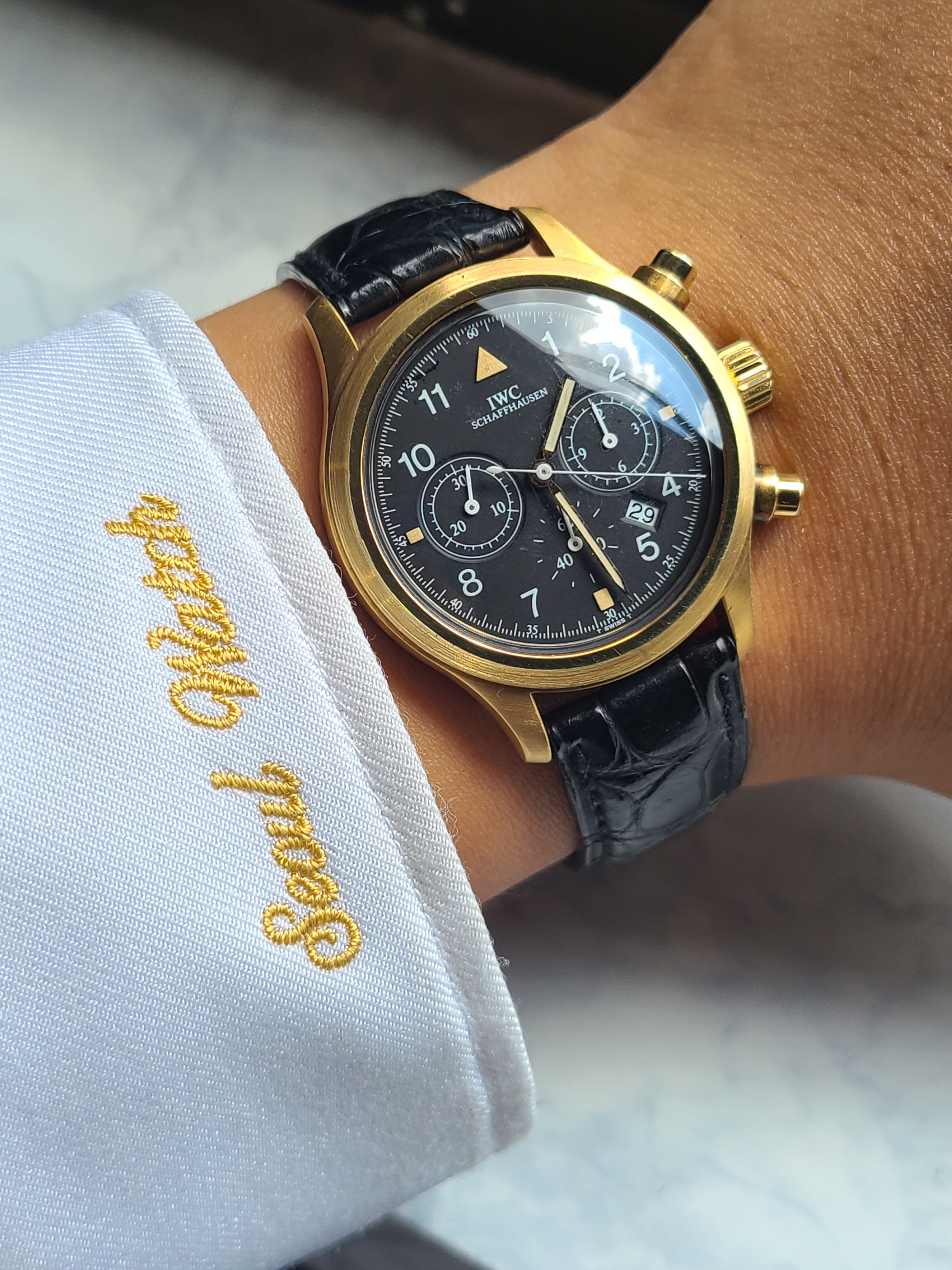 IWC Military Pilot Chronograph 18K IWC 밀리터리 파일럿 크로노 18K 옐로우골드 금통 트리튬 빈티지