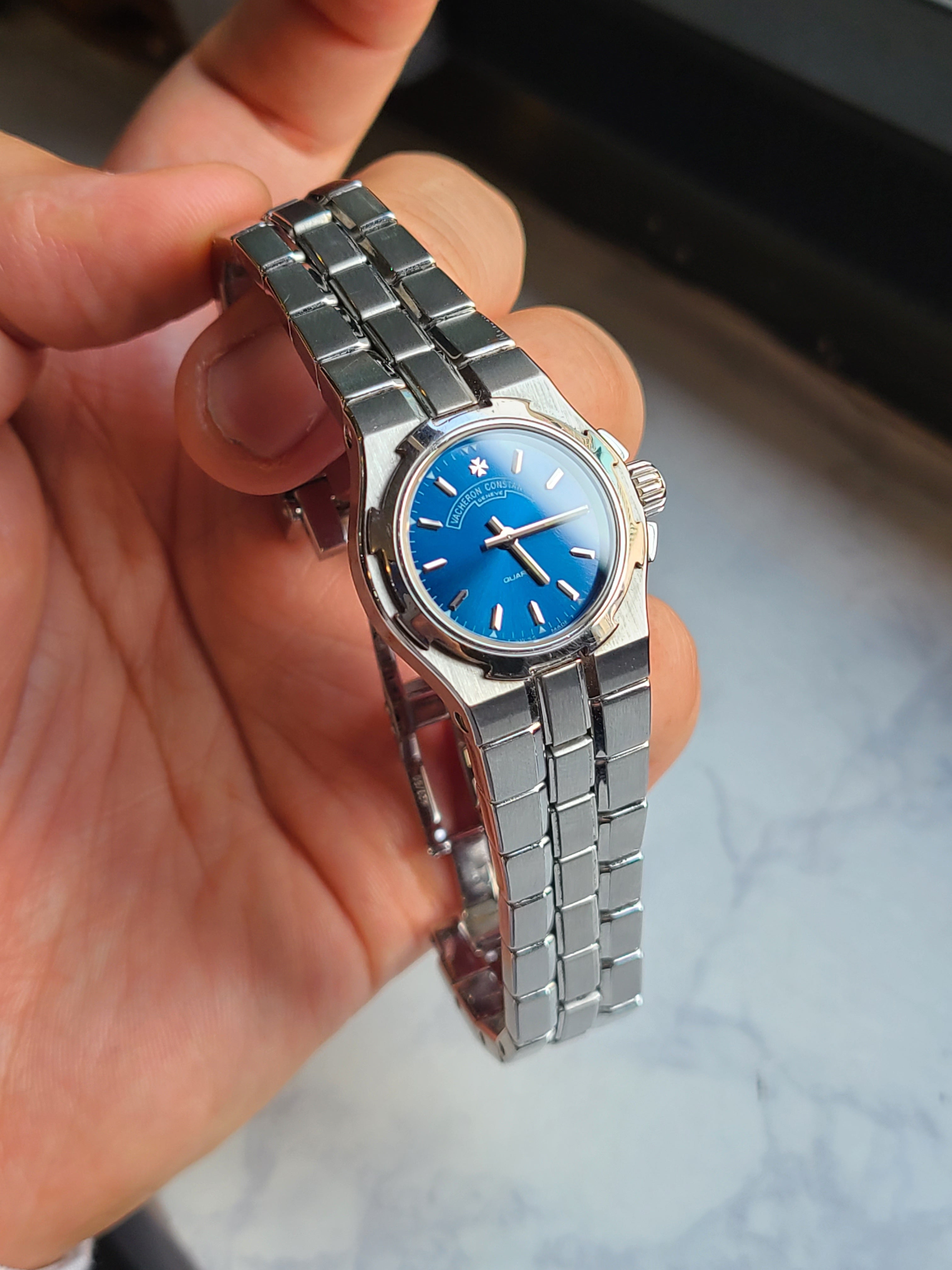Vacheron Constantin Overseas Blue 25 바쉐론콘스탄틴 오버시즈 블루 여성용 25