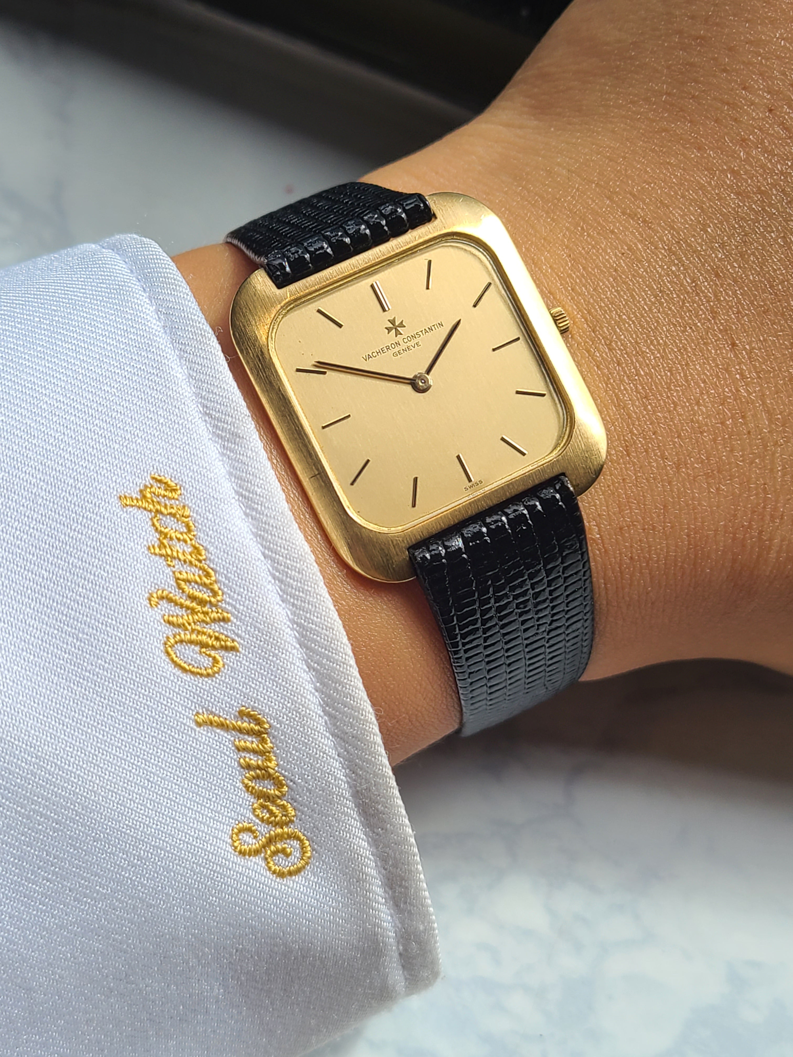 Vacheron Constantin Jumbo Square 바쉐론콘스탄틴 울트라씬 점보 스퀘어 18K 옐로우골드 금통 수동