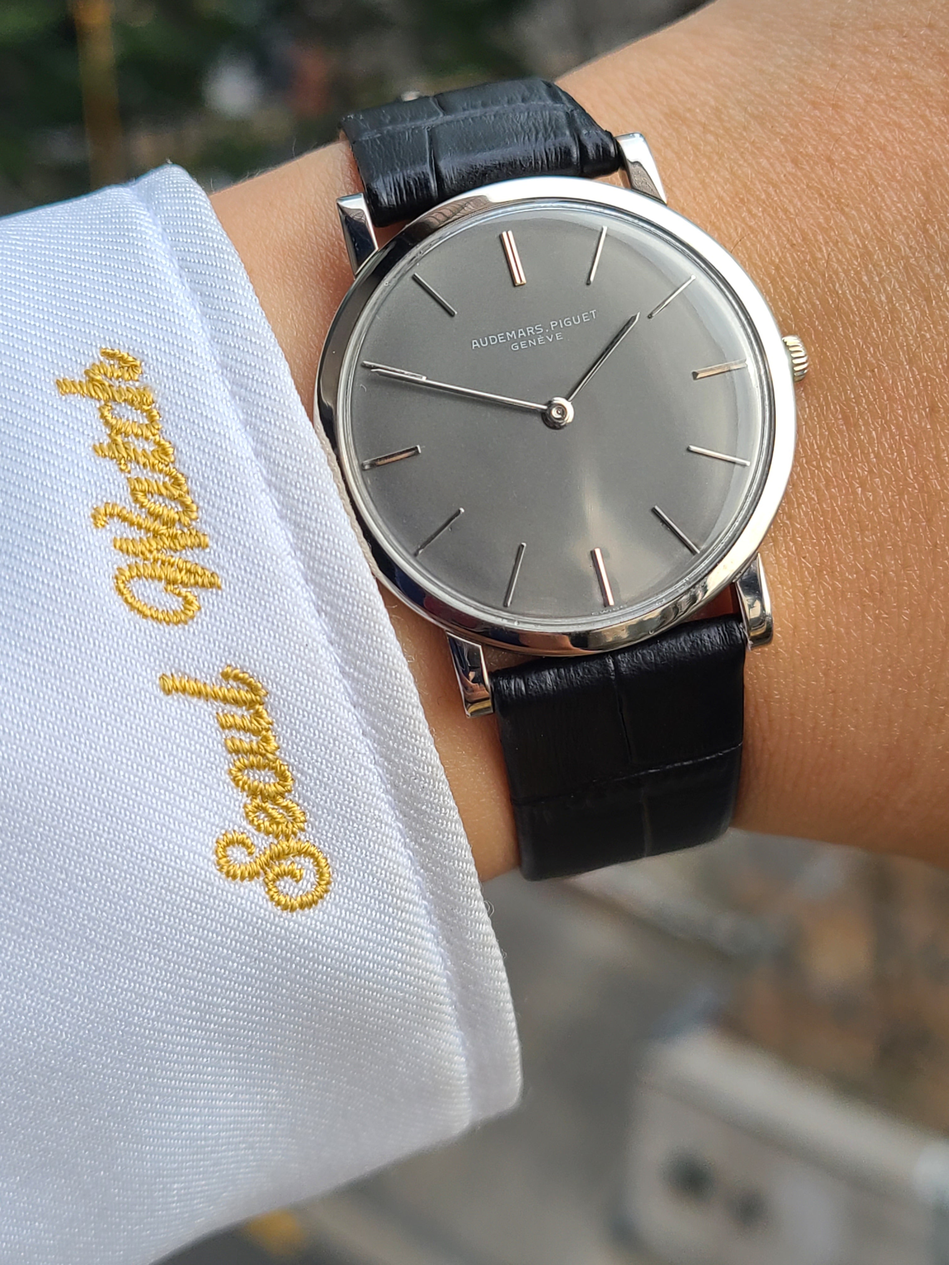 Audemars Piguet Classic Ultra-Slim 18K WG Case Hand-Winding Men's 오데마피게 클래식 울트라슬림 그레이 18K 화이트골드 남성용
