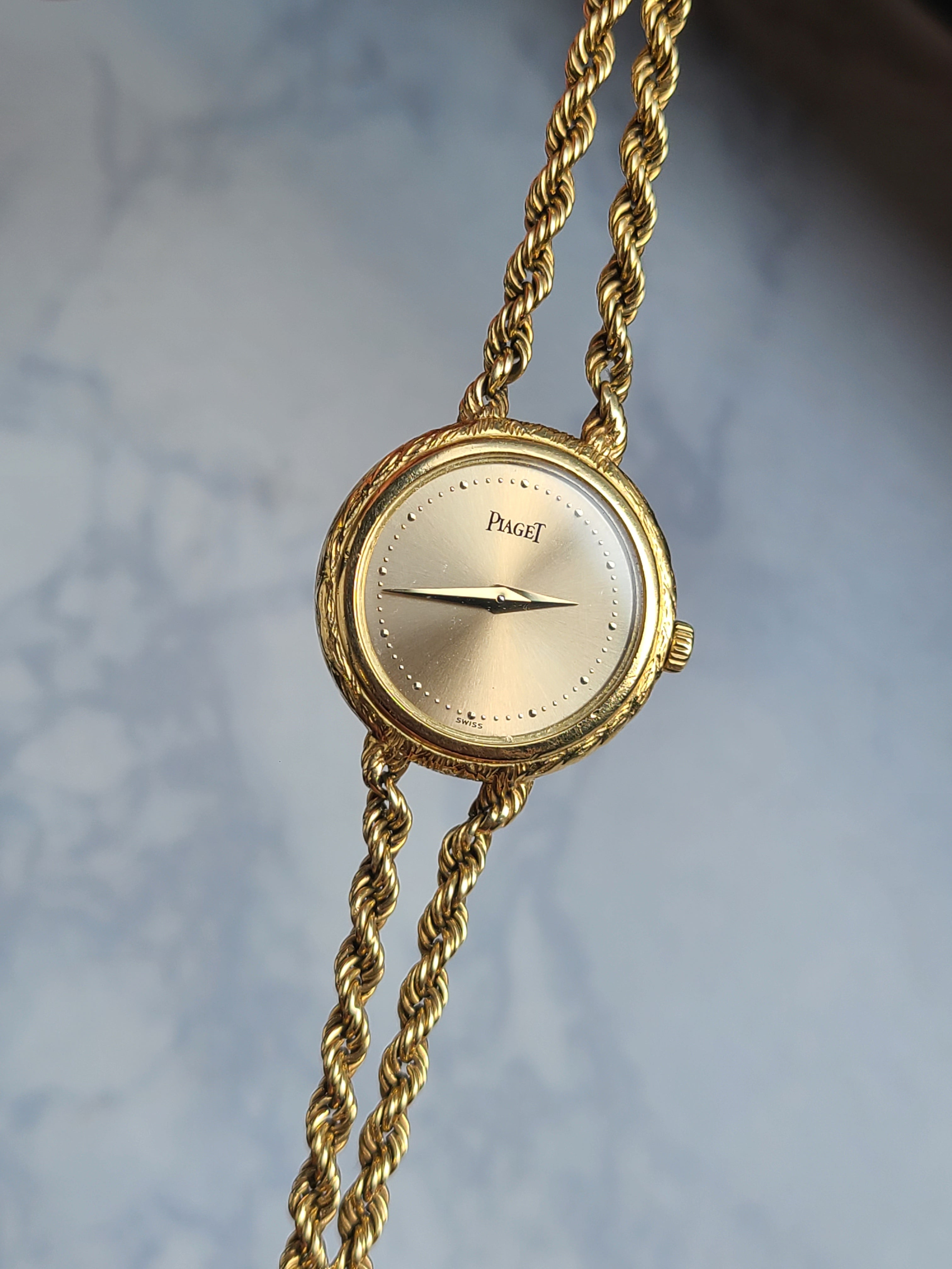 Piaget Art Deco 18k 피아제 아트데코 브레이슬릿 18K 옐로우골드 금통 여성용