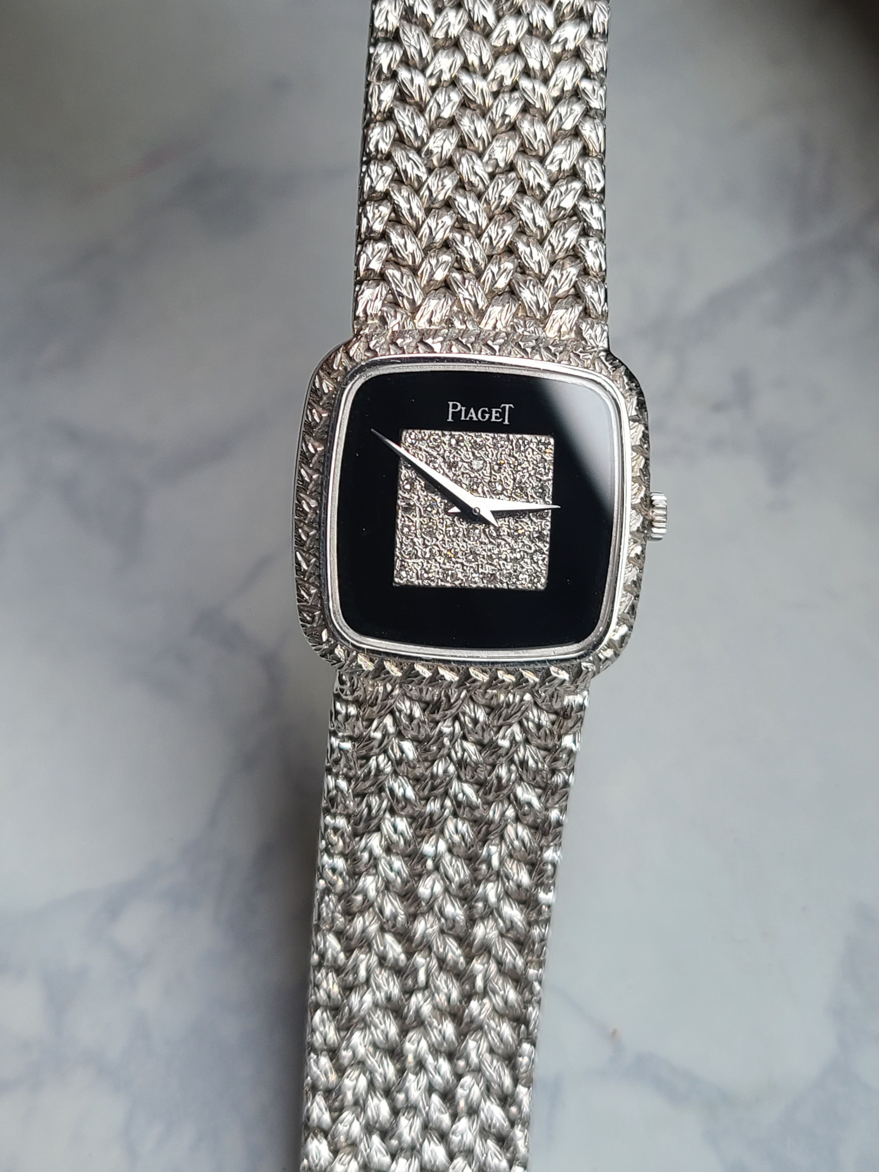 Piaget Square Pave Diamonds 18K WG 피아제 클래식 오닉스 파베 다이아몬드 다이얼 18K 화이트골드 금통 여성용 빈티지
