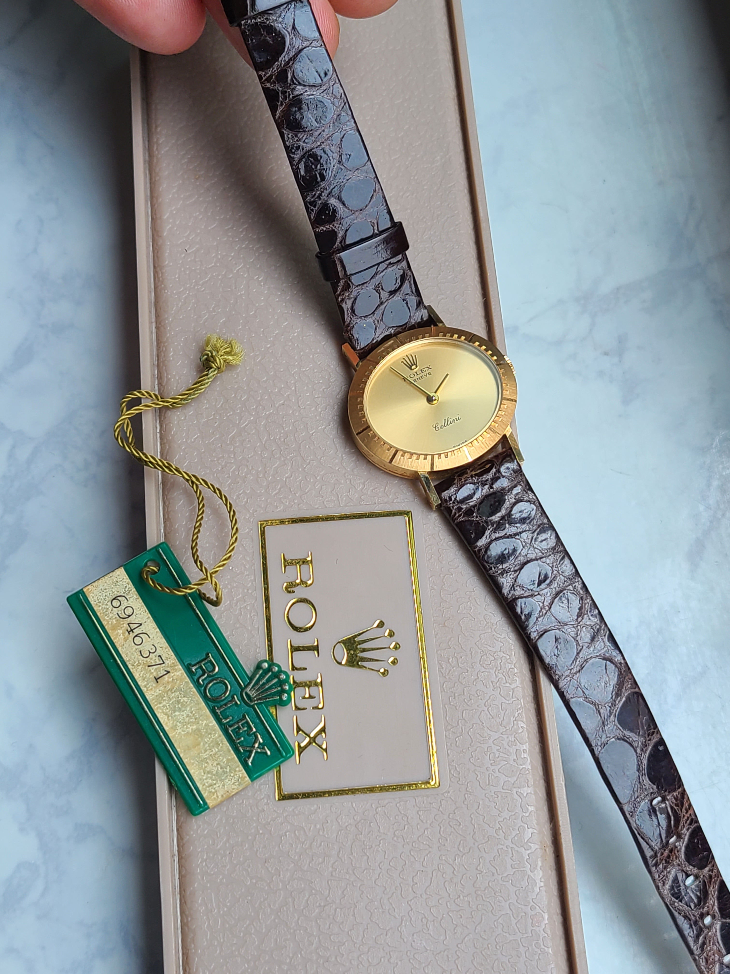 Rolex Cellini Oval Gold 18K YG Women's 롤렉스 여성용 셀리니 오벌케이스 18K 금통 빈티지 미사용 소장품 엘립스