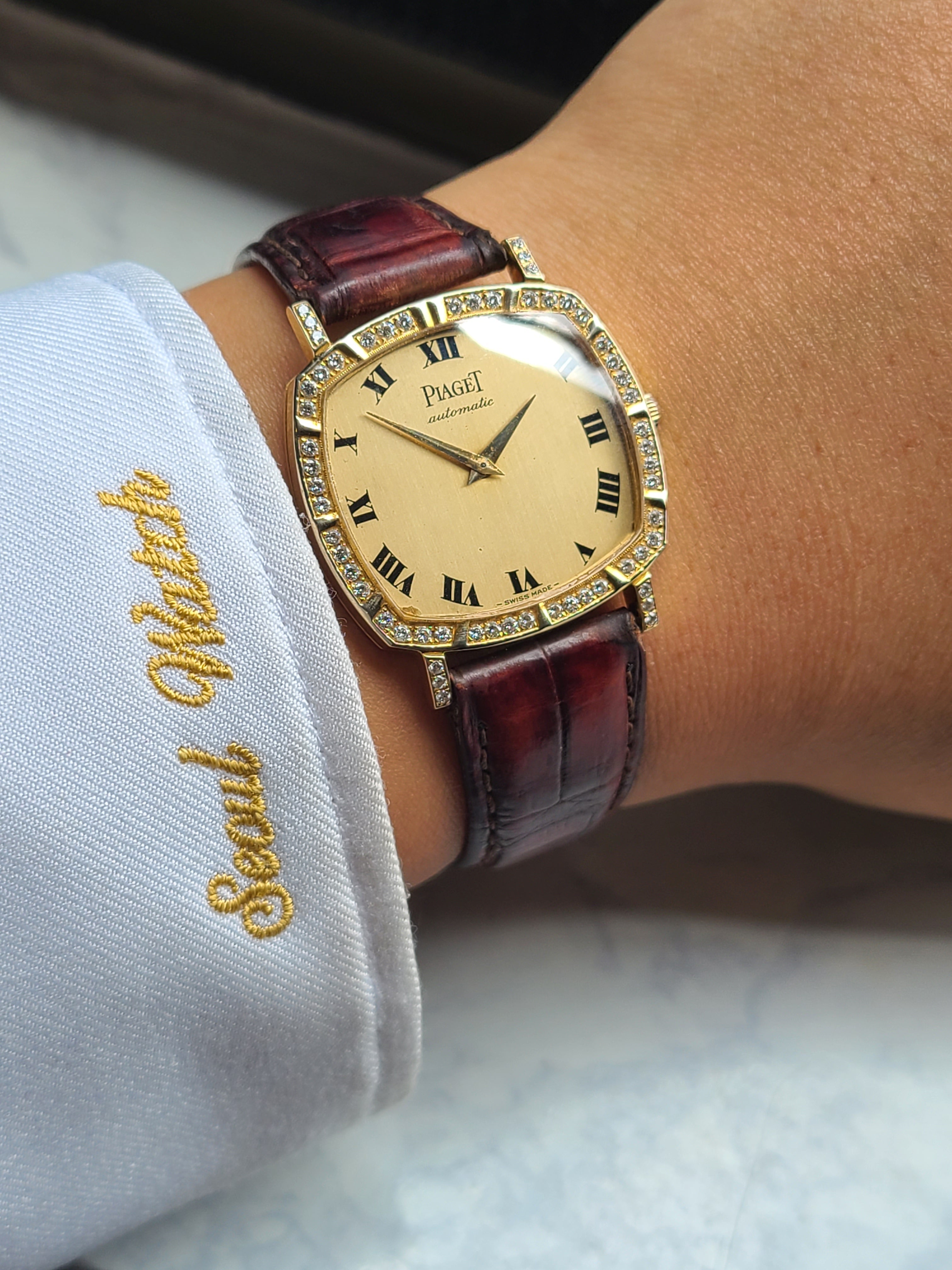 Piaget Cushion Case 18K YG Automatic 피아제 쿠션 블랙로만 다이아 마이크로로터 18K 옐로우골드 금통